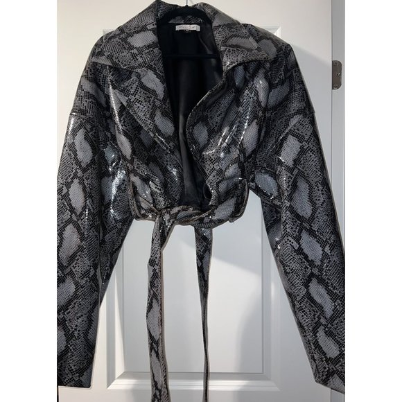 LaQuan Smith Teddy Bear Python-Print Jacket - Picture 5 of 12